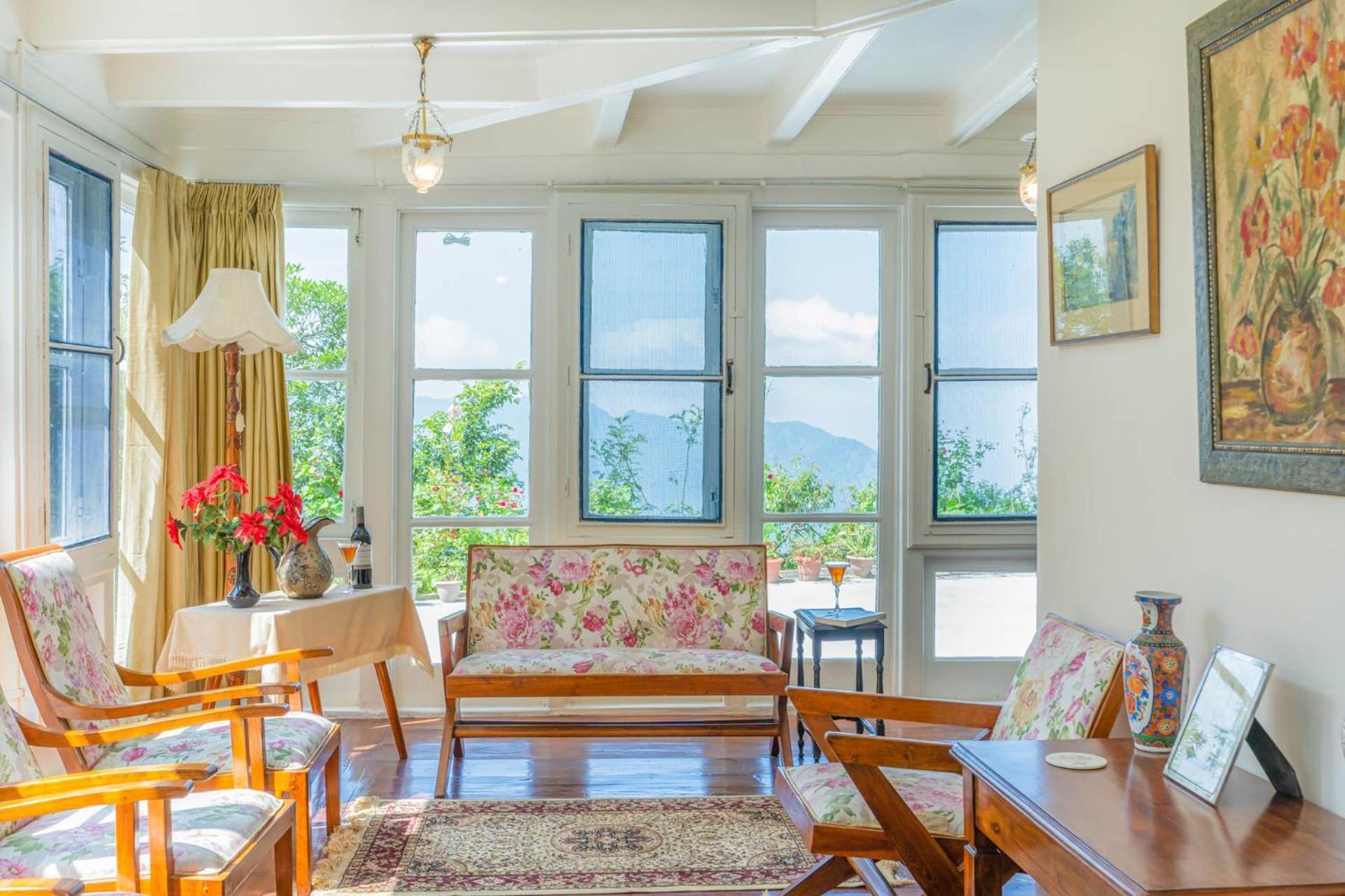 Stayvista At Rose Cottage - Bonfire & Scenic View Shimla Exterior foto