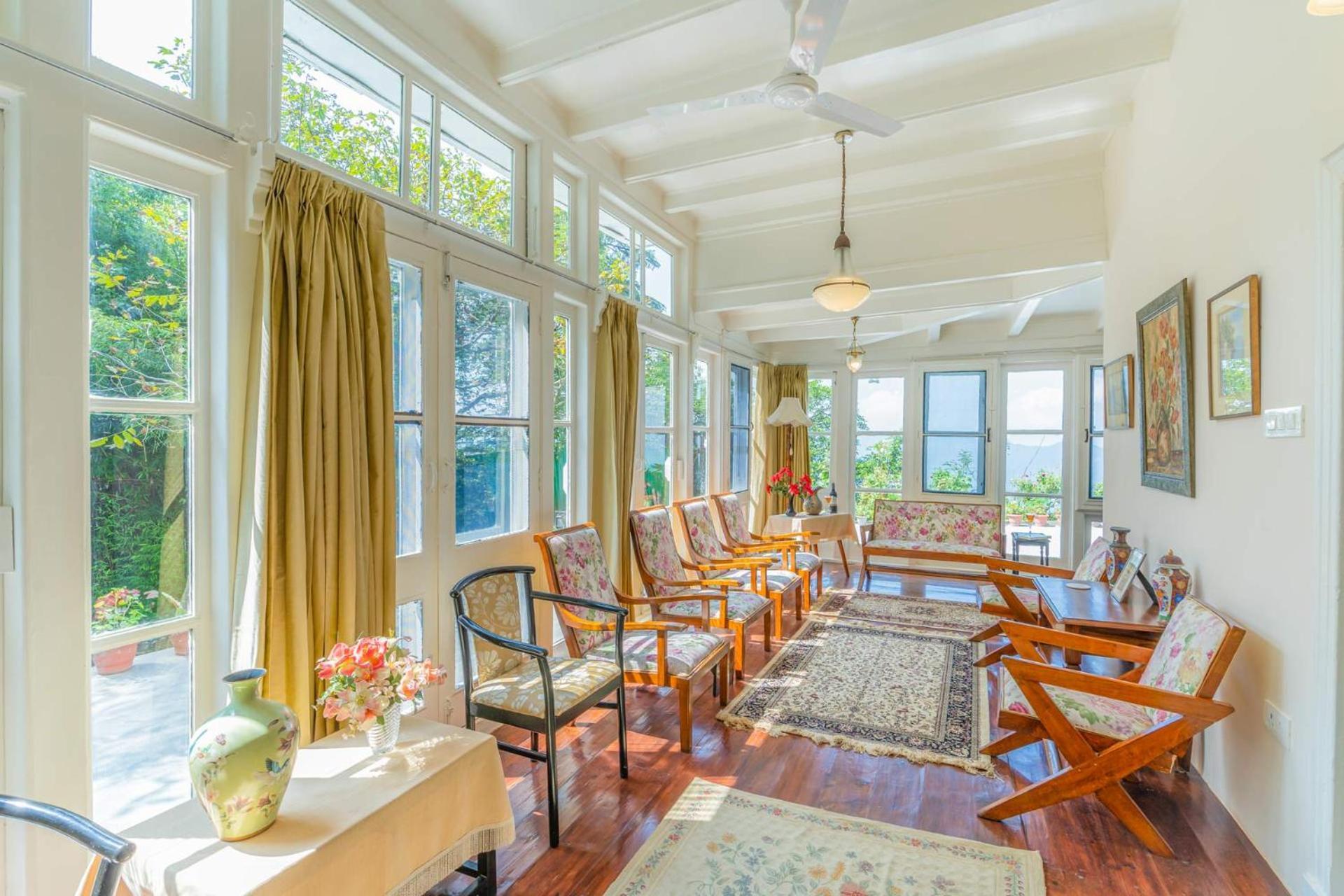 Stayvista At Rose Cottage - Bonfire & Scenic View Shimla Exterior foto